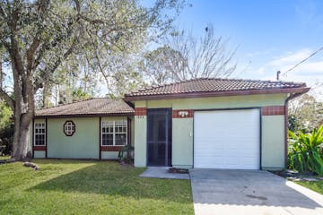 1084 Thompson Rd Palm Bay, FL 32908